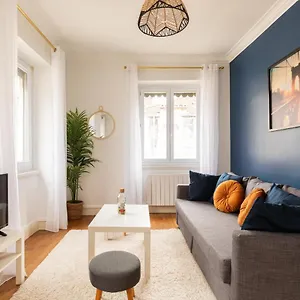 https://dify-central-bellecour.hotels-rhonealpes.com